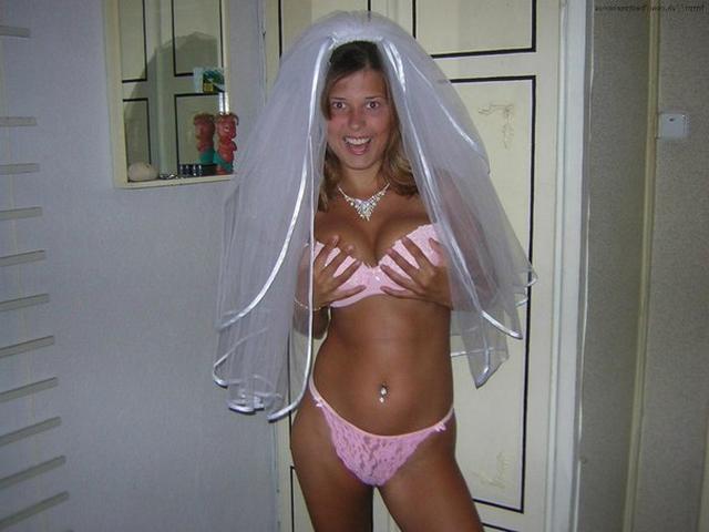 Невесты начинают снимать свои платья - 26